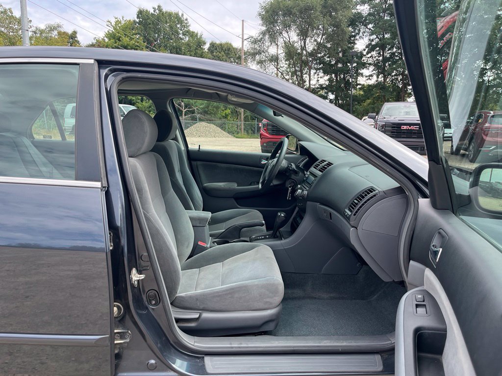 Used 2003 Honda Accord LX image 33