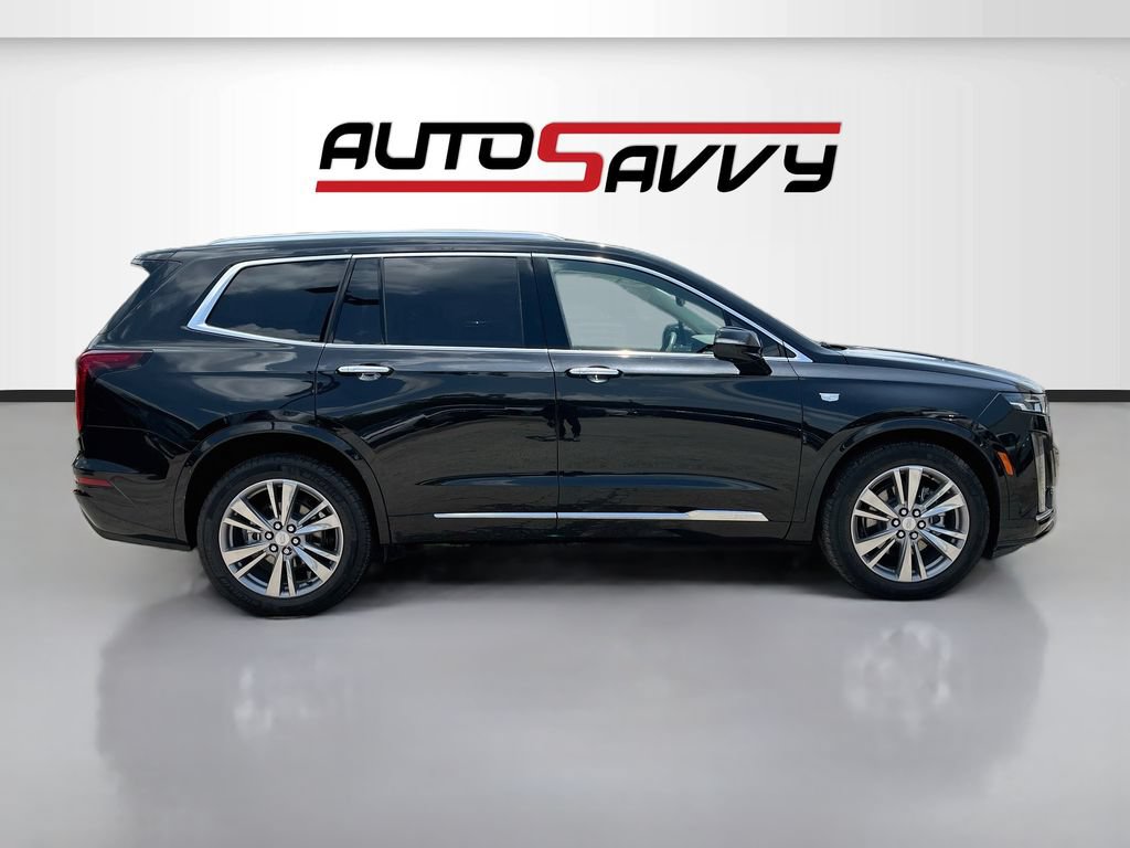 Used 2025 Cadillac XT6 Premium Luxury w/ Technology Package FWD image 8