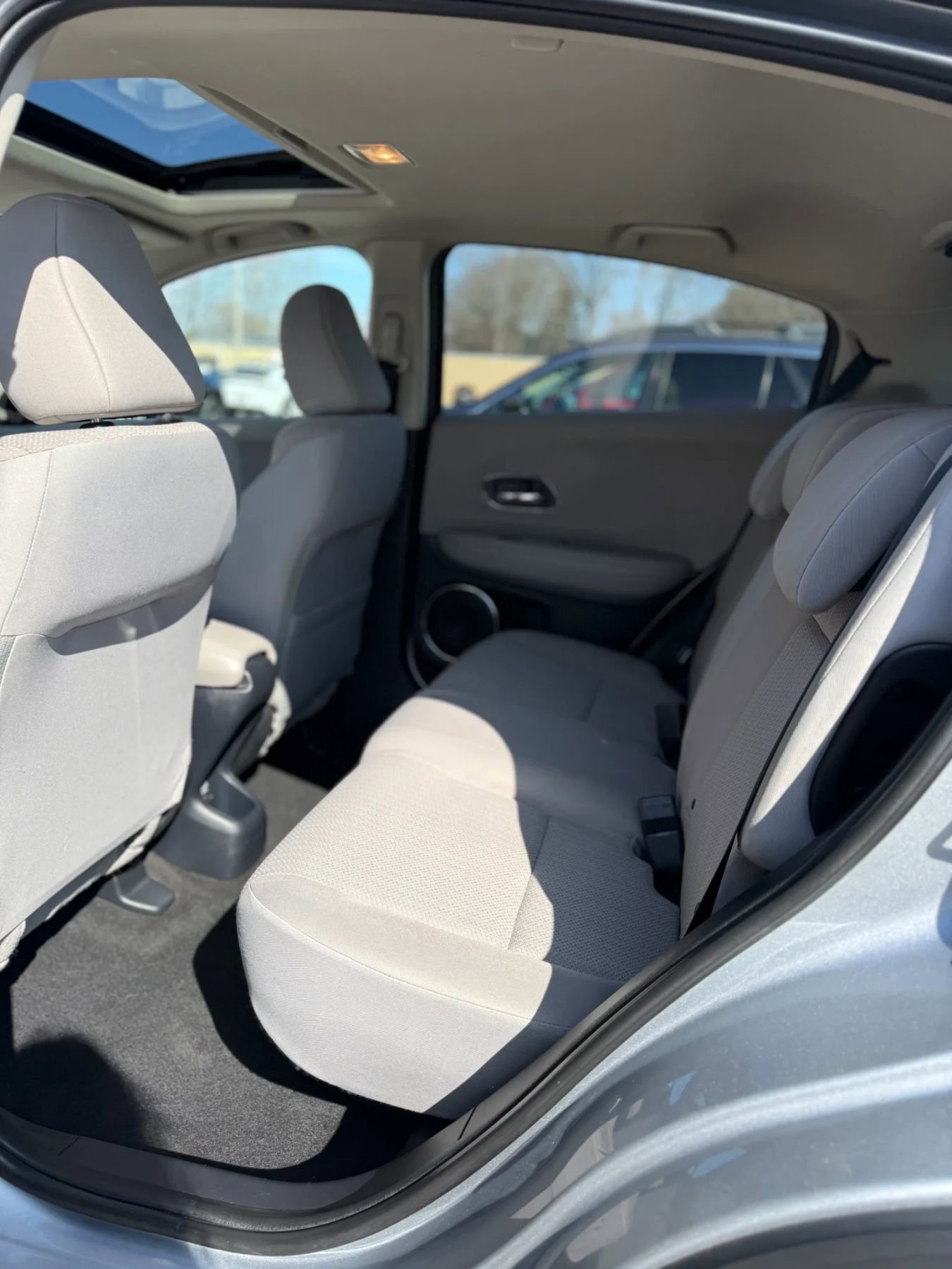 Used 2018 Honda HR-V EX image 20