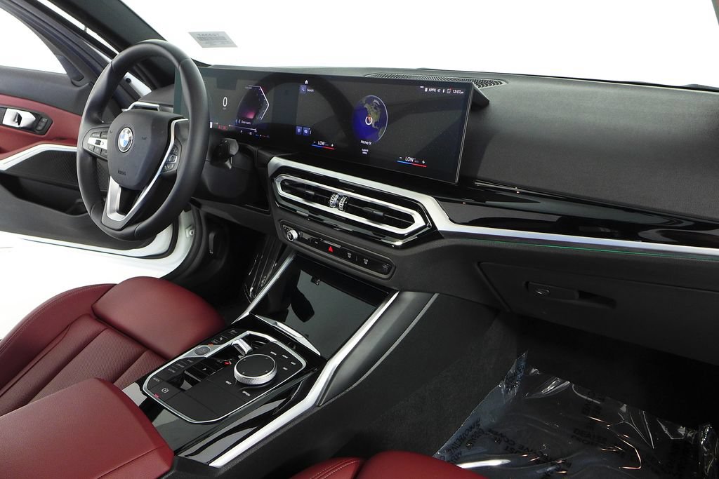 Used 2024 BMW 330i Sedan w/ Convenience Package RWD image 13