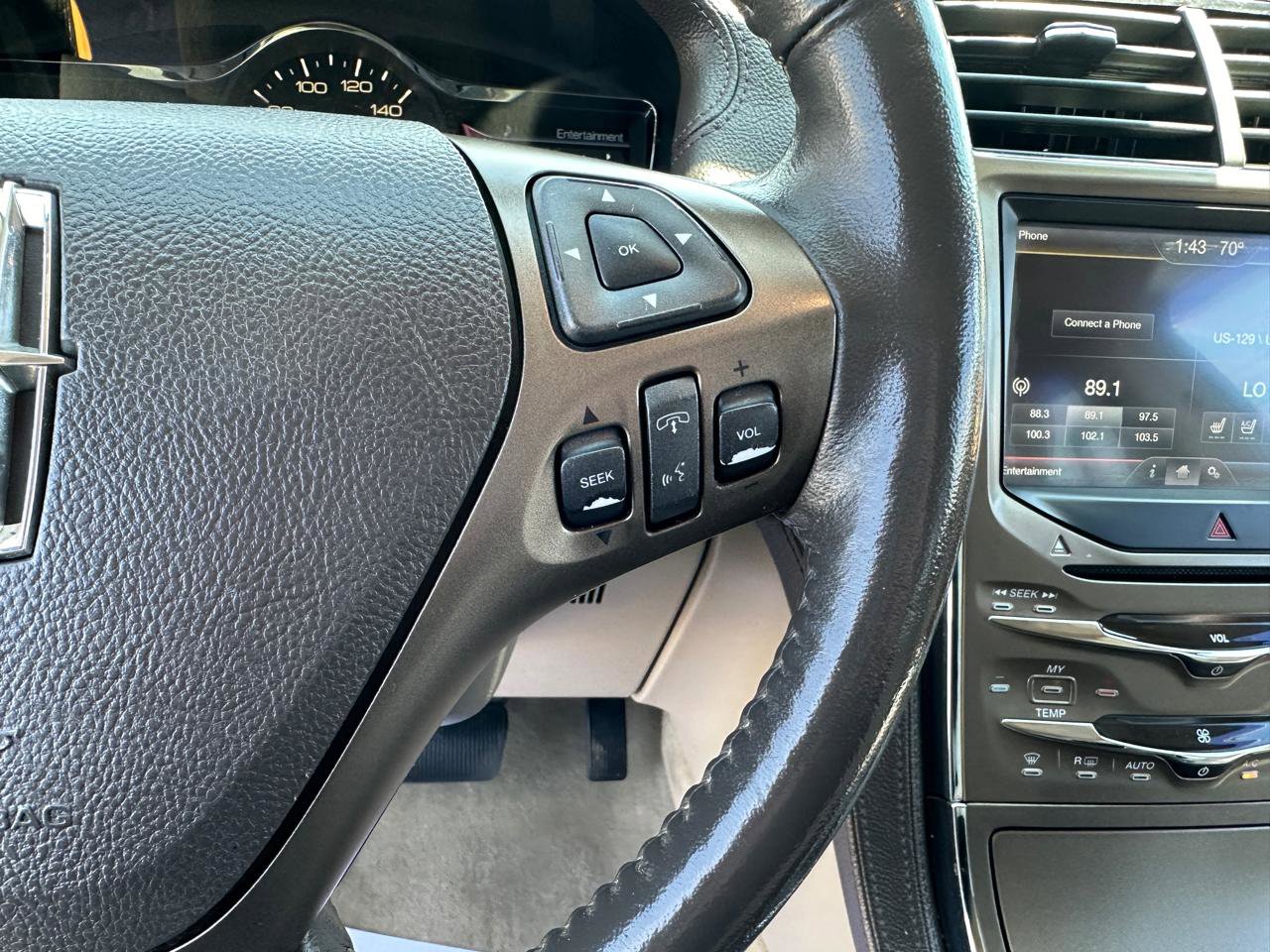 Used 2012 Lincoln MKX FWD image 14