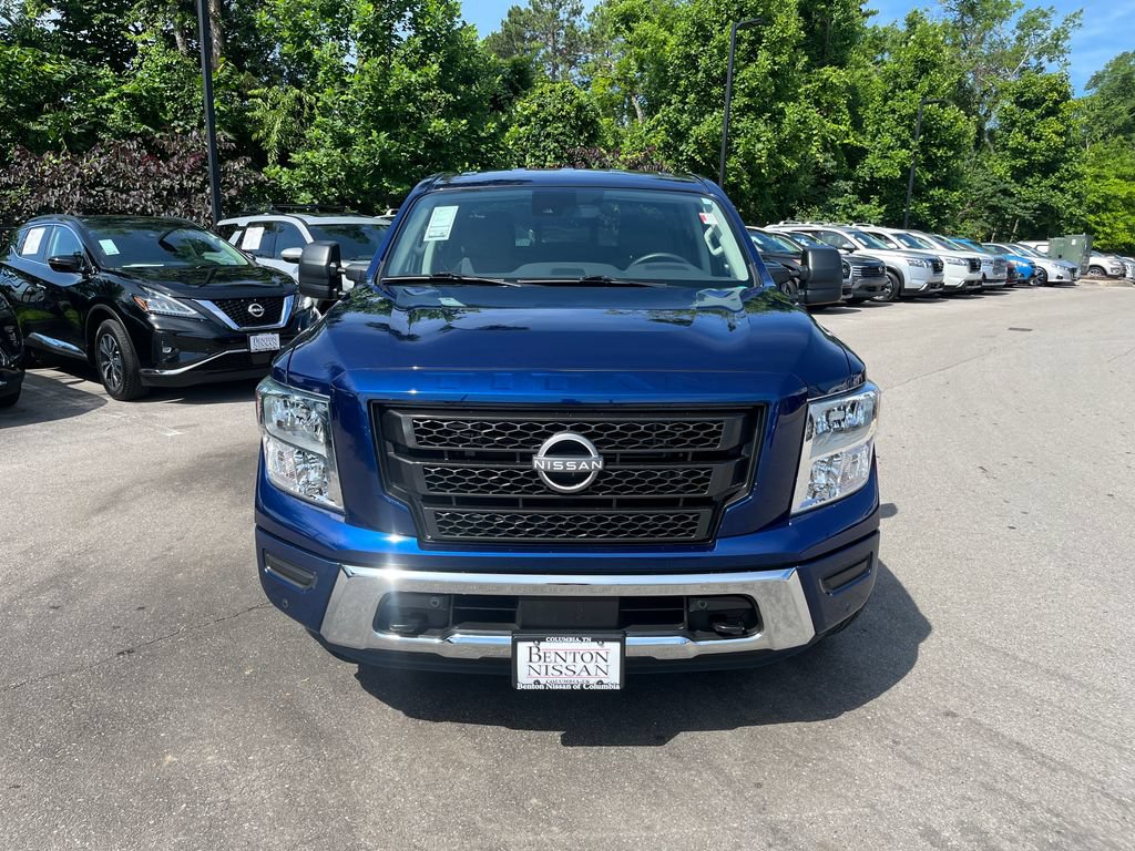 Used 2024 Nissan Titan SV w/ SV Convenience Package AWD/4WD image 8
