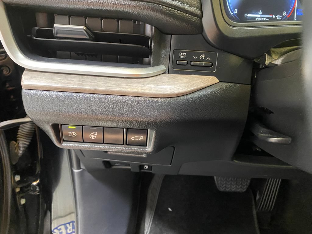 Used 2025 Toyota Grand Highlander FWD image 35