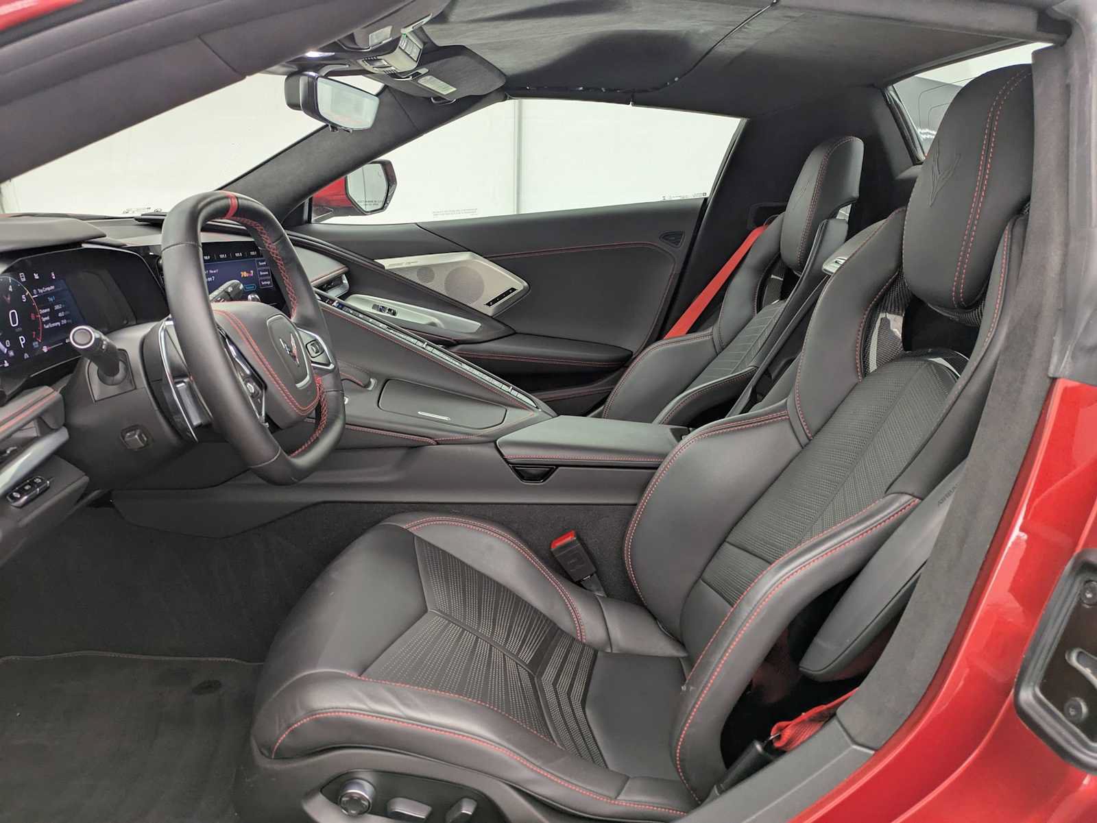 Used 2021 Chevrolet Corvette Stingray Premium Conv w/ Z51 Performance Package RWD image 15