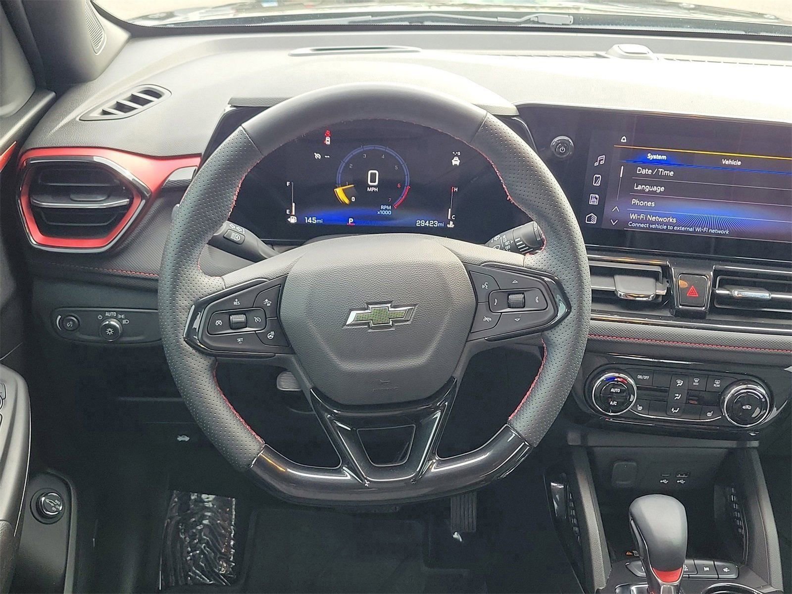 Used 2025 Chevrolet TrailBlazer RS w/ Convenience Package image 22