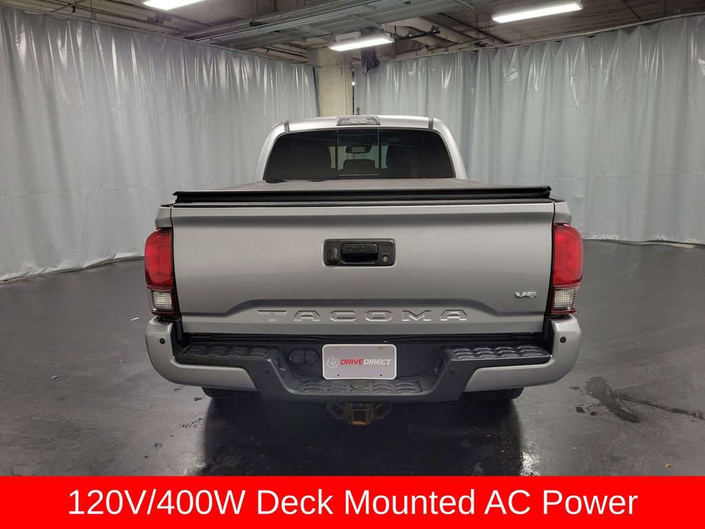 Used 2018 Toyota Tacoma TRD Sport image 7