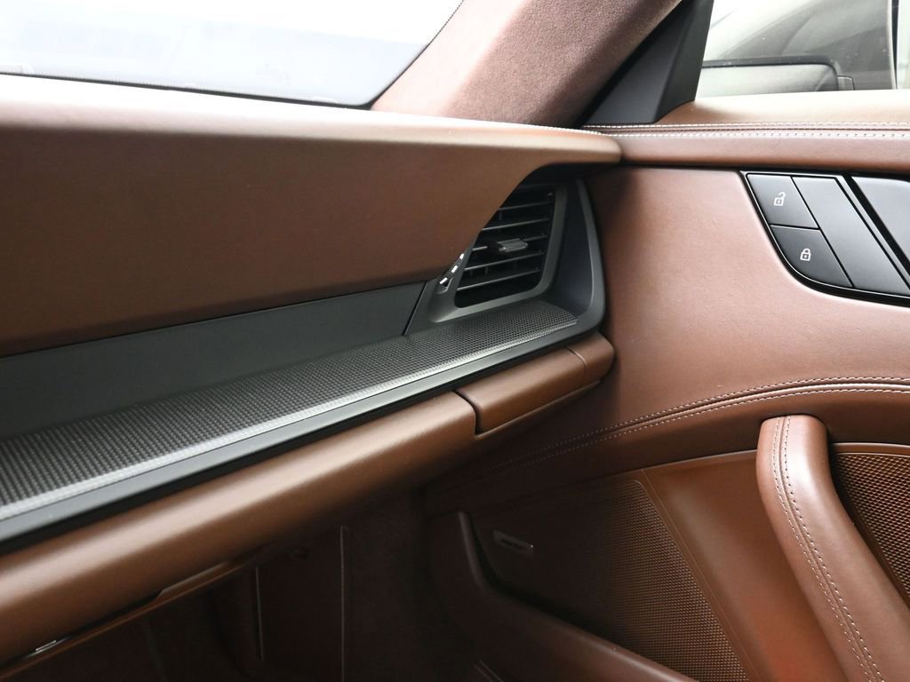 Certified 2022 Porsche 911 Carrera GTS RWD image 21