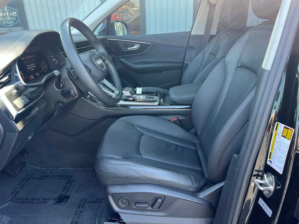 Used 2023 Audi Q7 3.0T Premium w/ Convenience Package AWD/4WD image 9