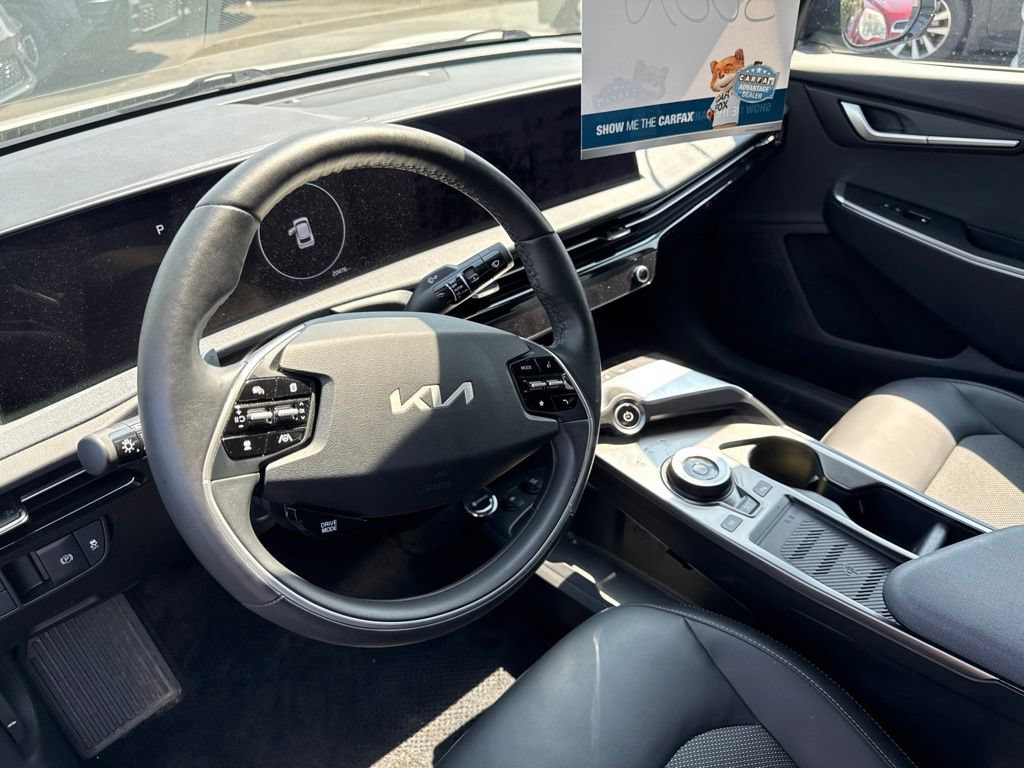 Used 2024 Kia EV6 Light AWD/4WD image 16
