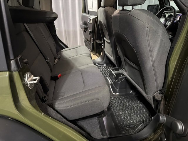Used 2021 Jeep Wrangler Unlimited Sport image 19