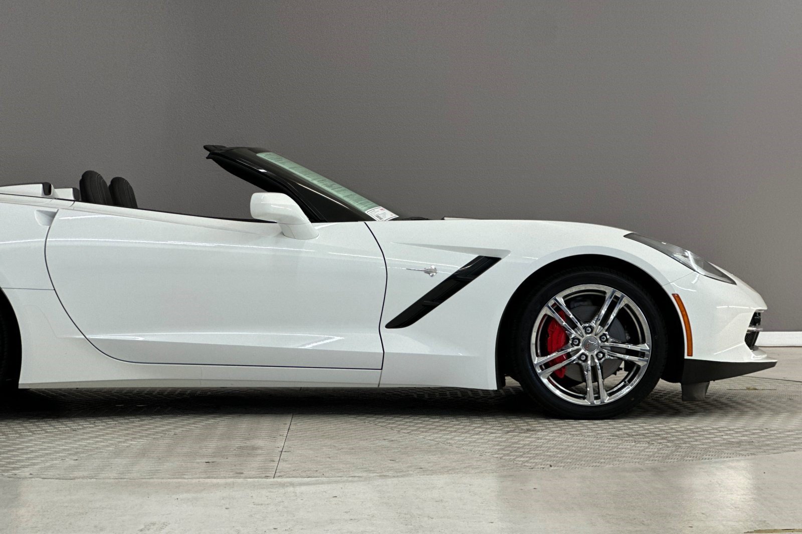 Used 2016 Chevrolet Corvette Stingray Convertible w/ 2LT Preferred Equipment Group RWD image 33