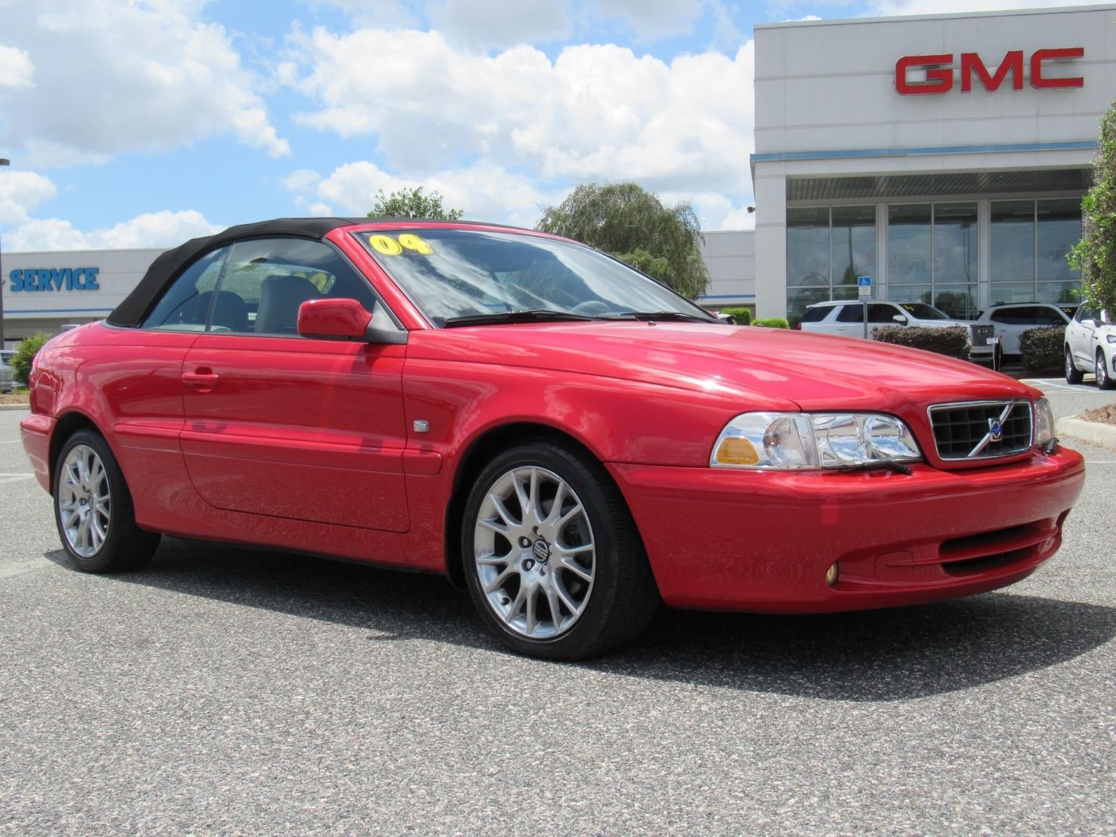 Used 2004 Volvo C70 HT FWD image 1