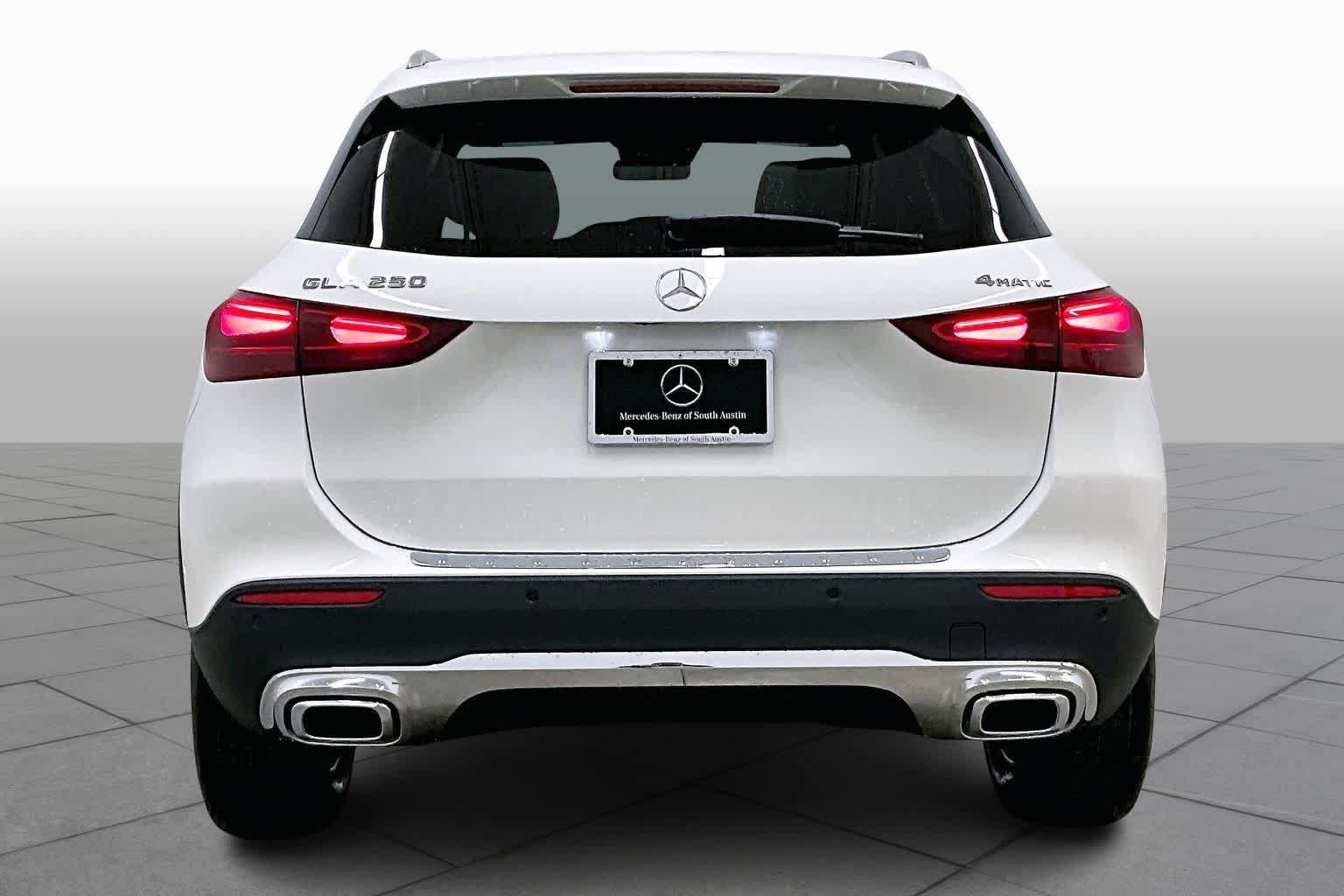 Certified 2026 Mercedes-Benz GLA 250 4MATIC image 4