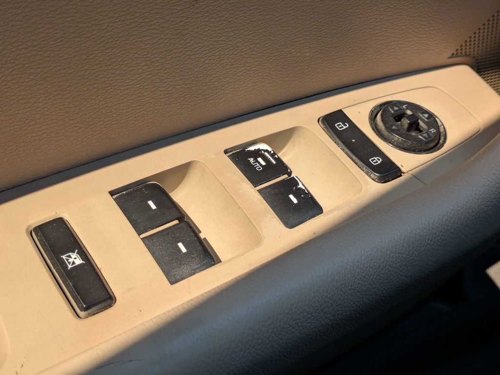 Used 2015 Hyundai Sonata SE w/ Cargo Package image 22