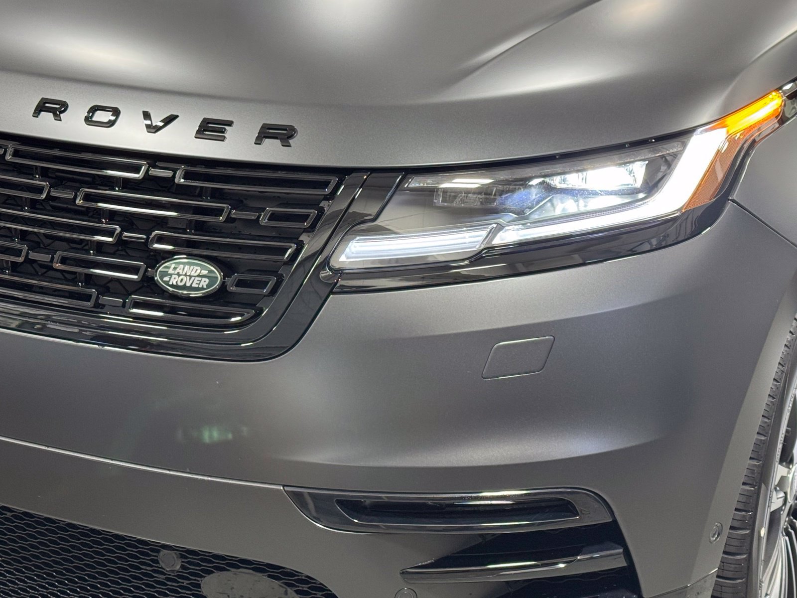 New 2026 Land Rover Range Rover Velar Belgravia AWD/4WD image 57