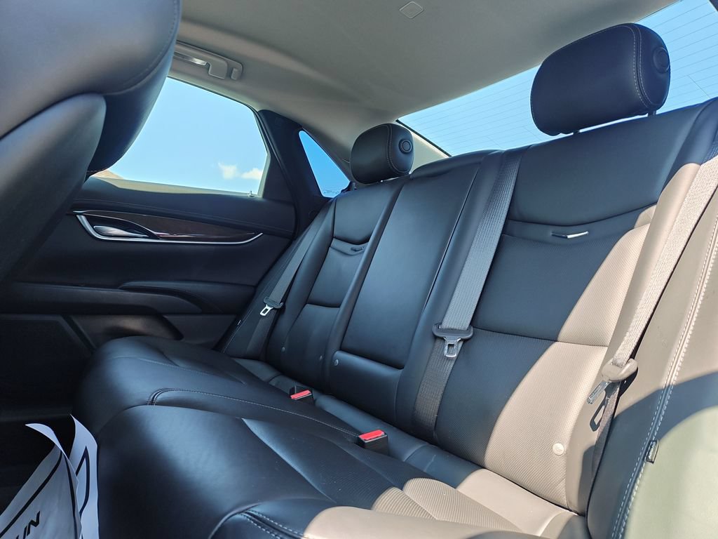 Used 2014 Cadillac XTS Luxury AWD/4WD image 14