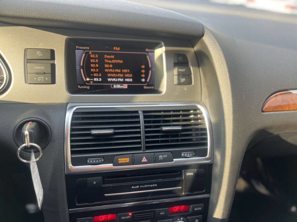 Used 2015 Audi Q7 3.0T Premium w/ Audi Guard Protection Package AWD/4WD image 10