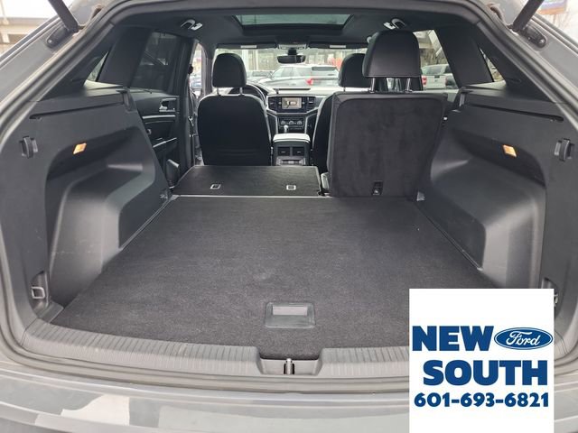 Used 2020 Volkswagen Atlas Cross Sport SEL Premium image 40