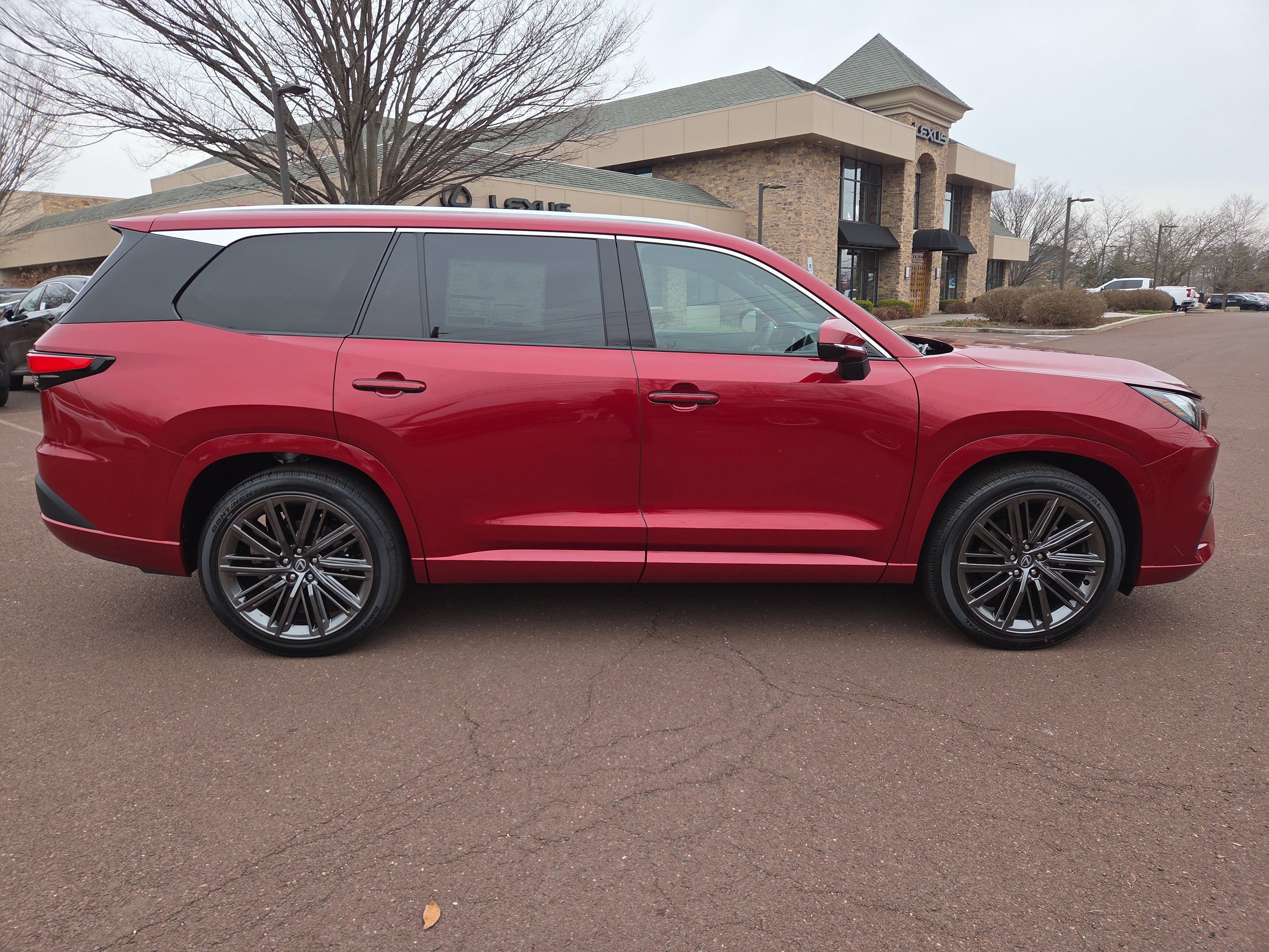 New 2026 Lexus TX 350 AWD image 2