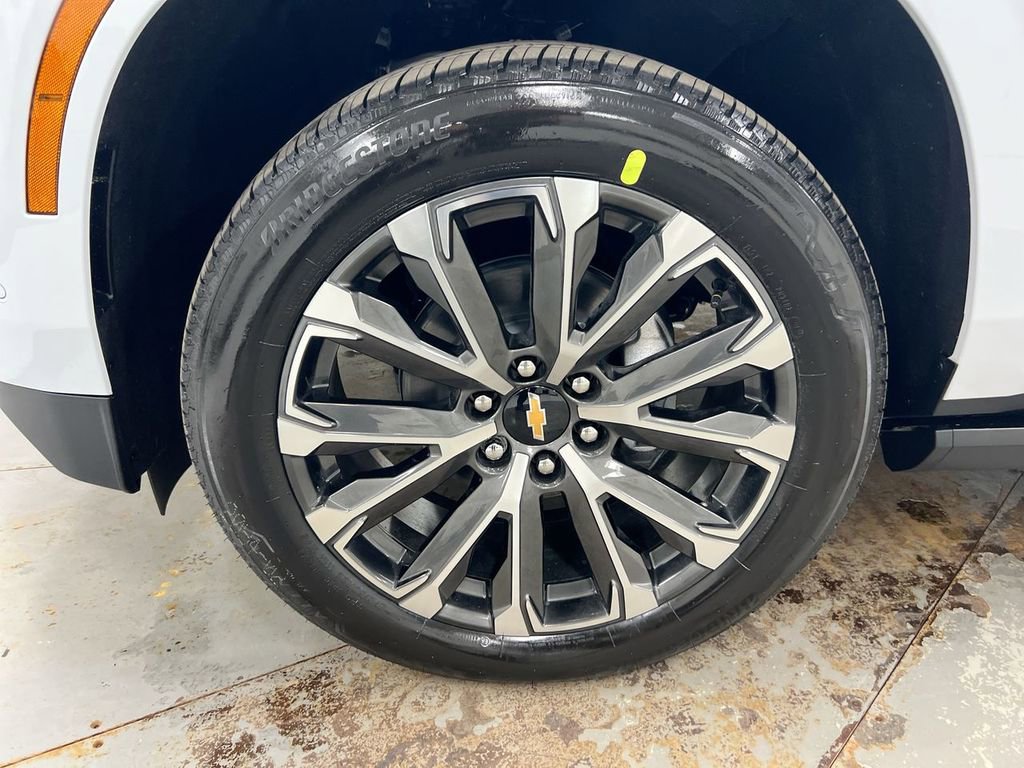 New 2026 Chevrolet Suburban High Country image 29