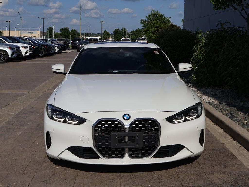 Used 2024 BMW 430i xDrive Coupe w/ Premium Package AWD/4WD image 3