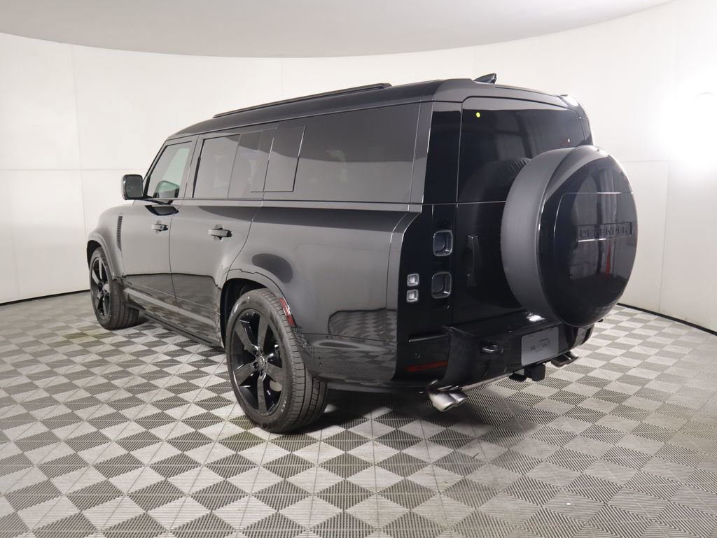 New 2025 Land Rover Defender 130 V8 image 7