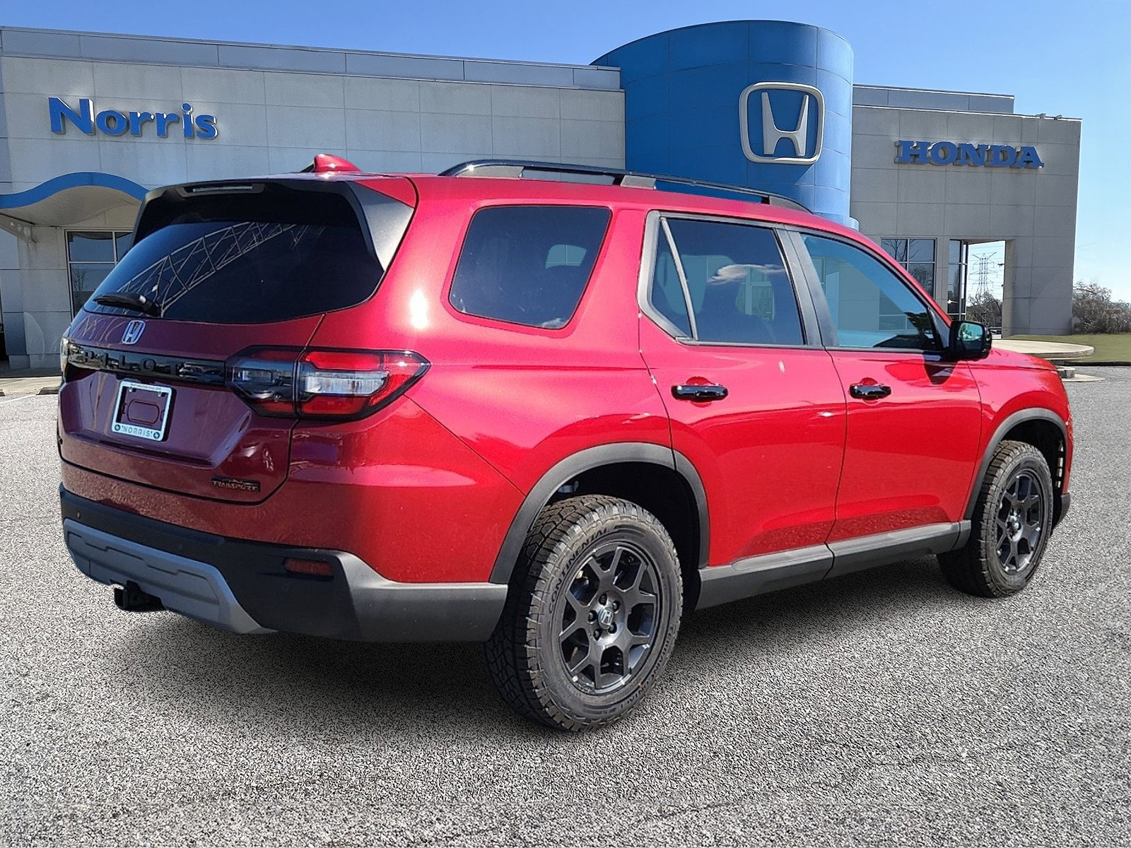 New 2025 Honda Pilot TrailSport image 4