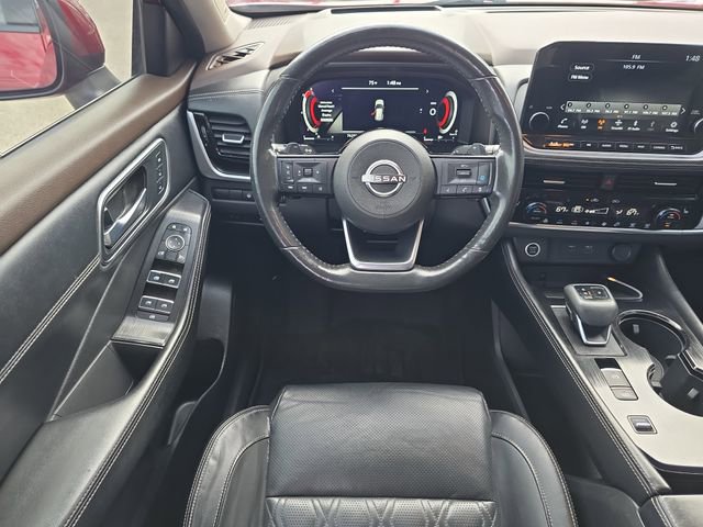 Certified 2022 Nissan Rogue Platinum w/ Head-Up Display Package image 16