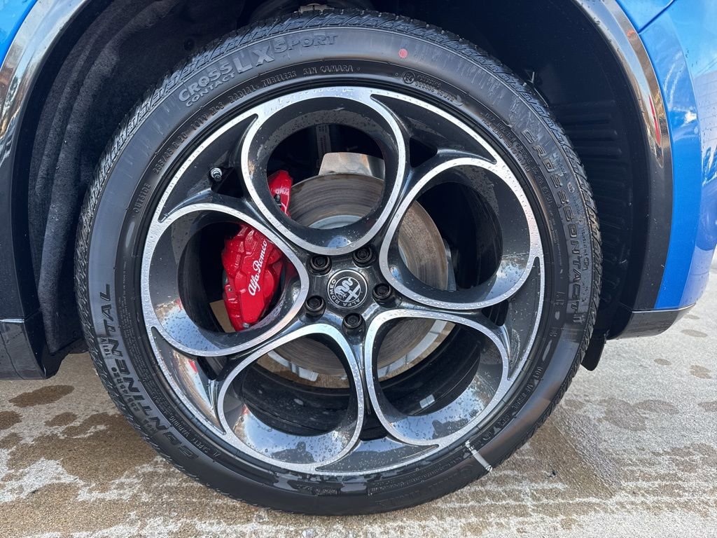 New 2025 Alfa Romeo Stelvio Sprint image 23