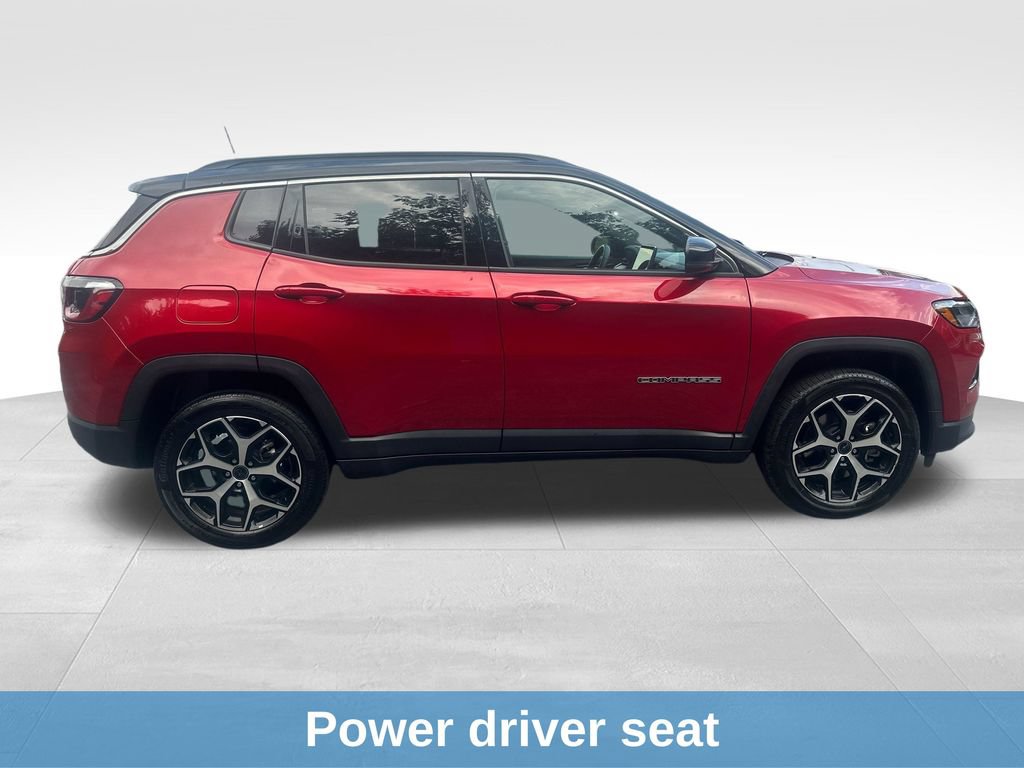 Used 2025 Jeep Compass Limited AWD/4WD image 9
