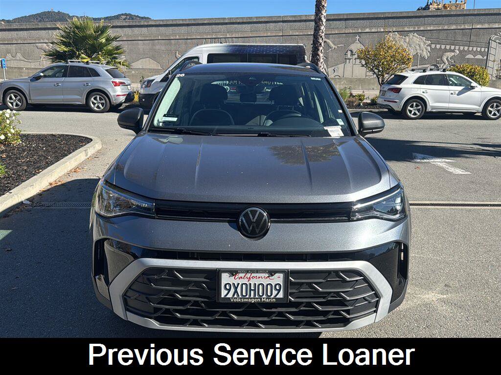 Used 2026 Volkswagen Taos S AWD/4WD image 2
