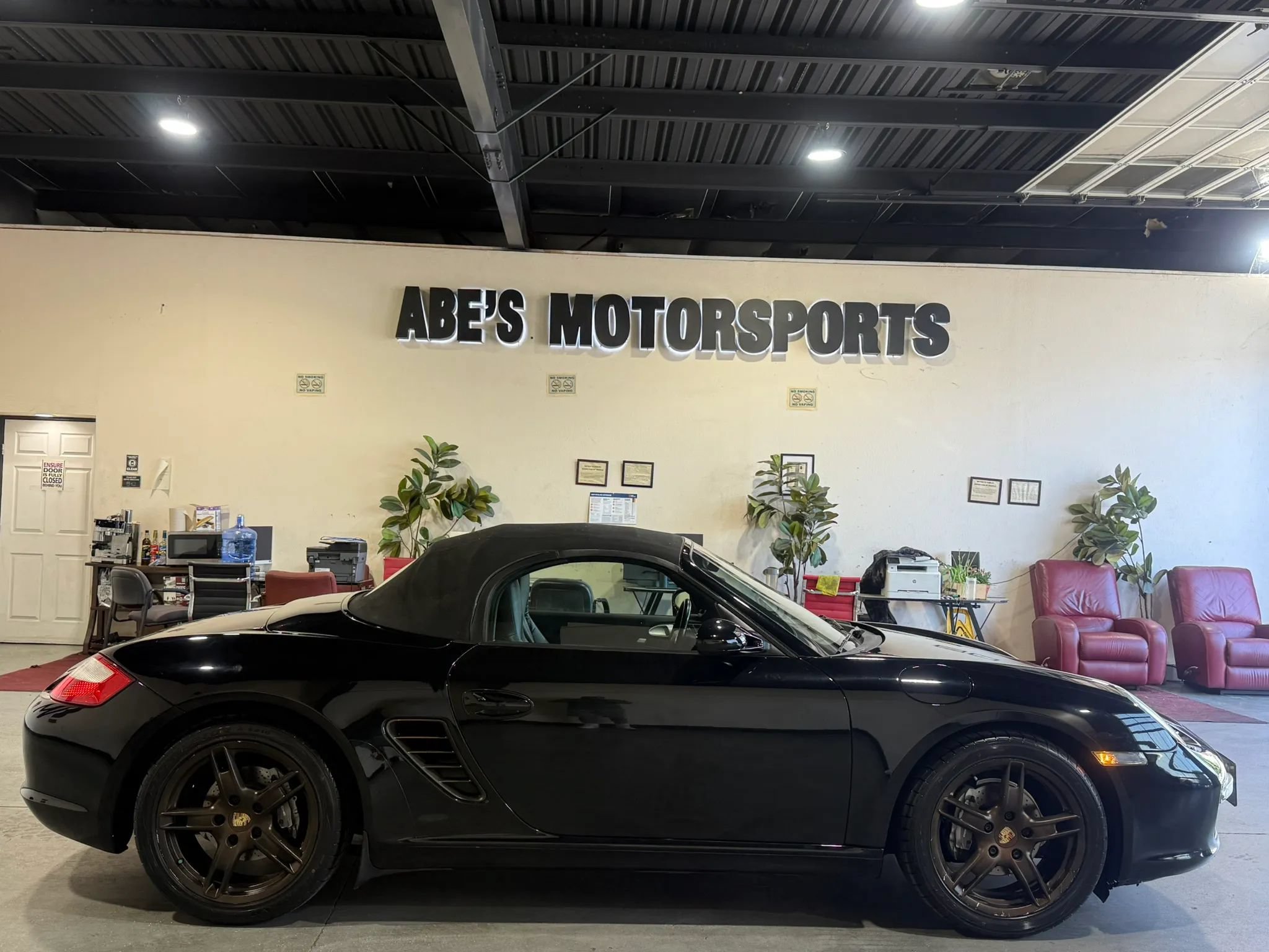 Used 2006 Porsche Boxster RWD image 4