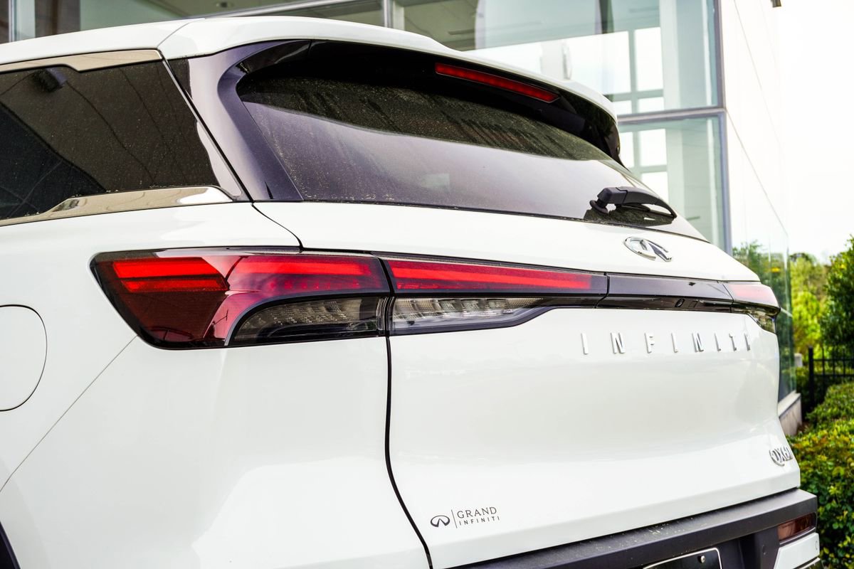 Used 2023 INFINITI QX60 Pure image 13