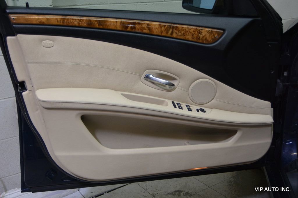 Used 2008 BMW 535xi Wagon image 7