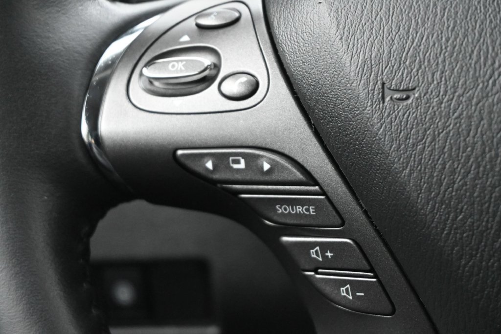 Used 2024 Nissan Murano Platinum w/ Cargo Package FWD image 8