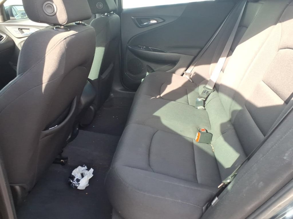 Used 2021 Chevrolet Malibu RS FWD image 21