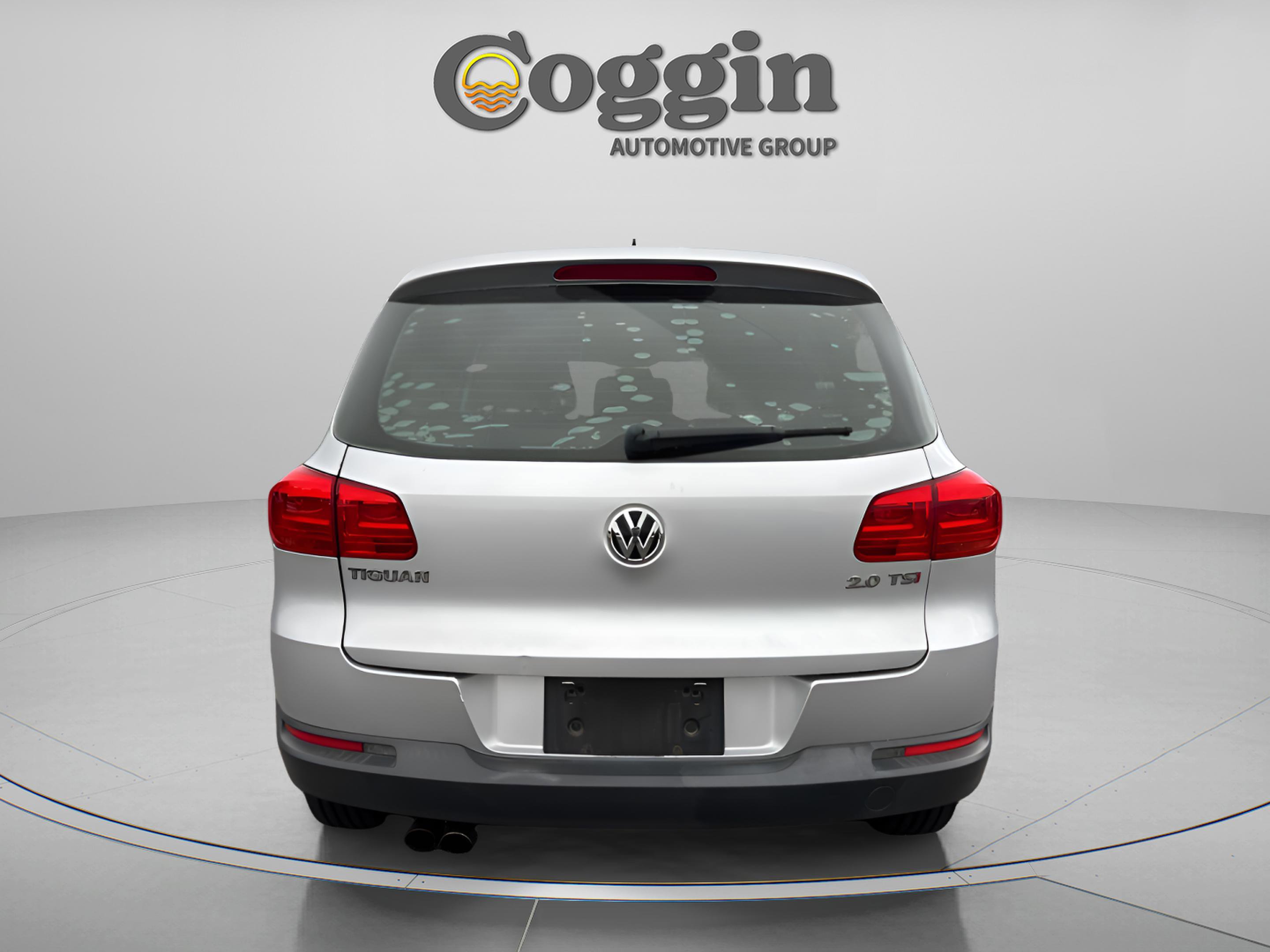 Used 2013 Volkswagen Tiguan S image 4