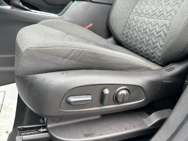 Used 2022 Chevrolet Equinox LT FWD image 12