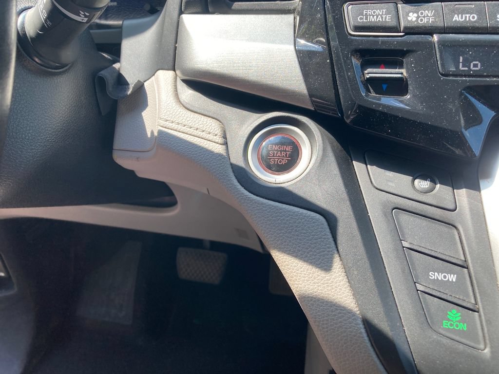 Used 2018 Honda Odyssey EX-L image 22