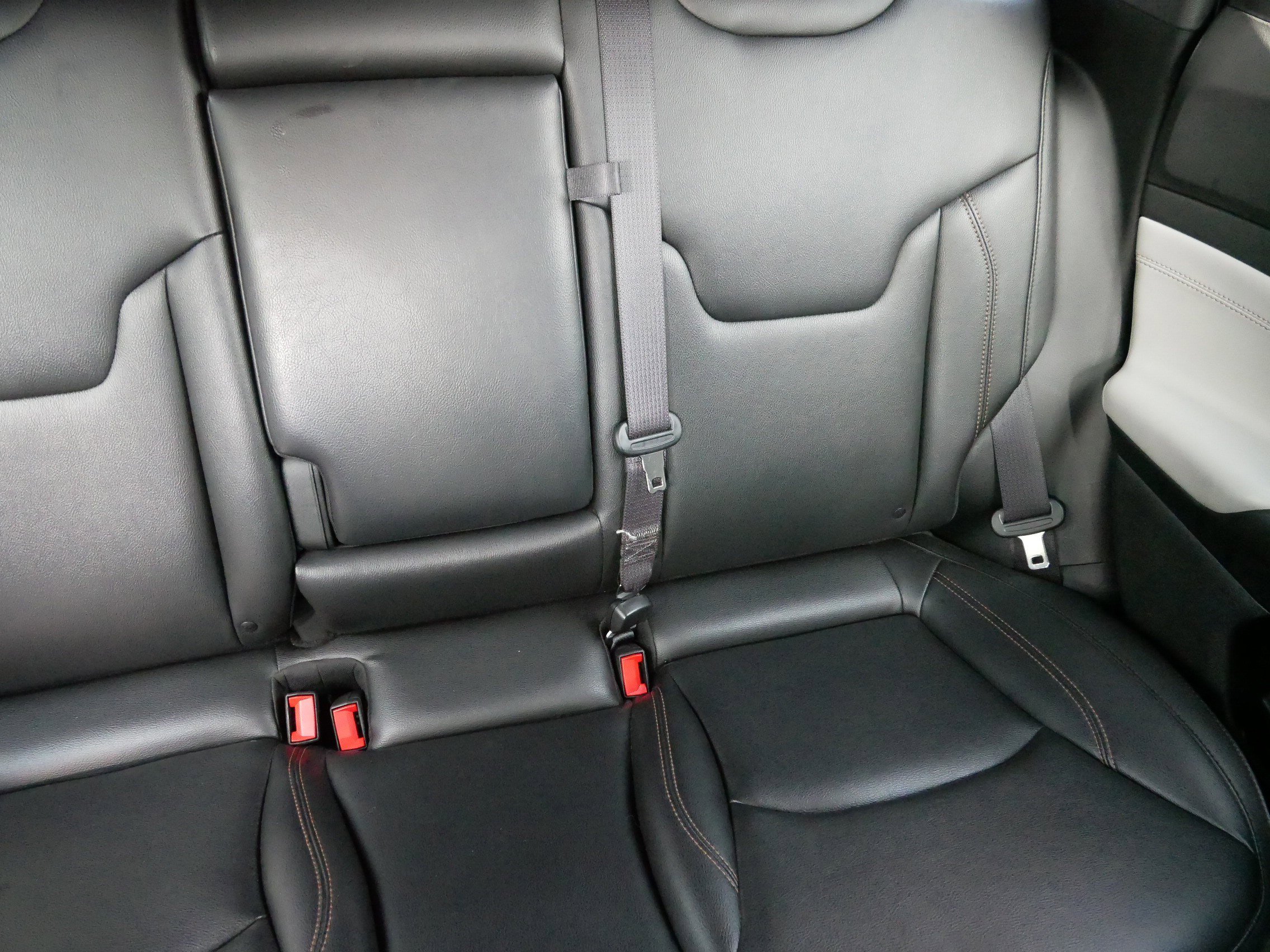 Used 2024 Jeep Compass Limited image 14