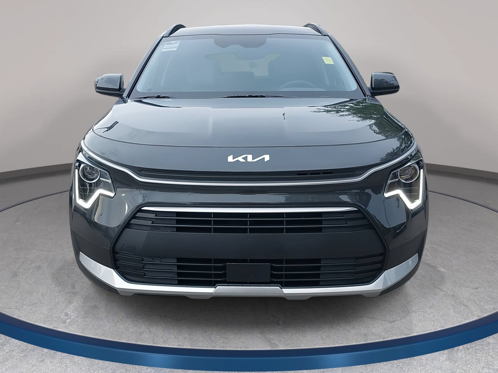 New 2026 Kia Niro EX FWD image 2