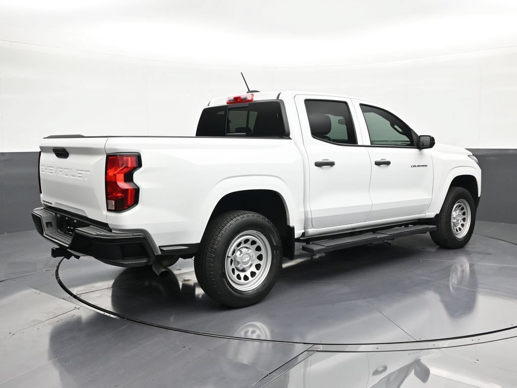 Used 2024 Chevrolet Colorado W/T w/ WT Convenience Package RWD image 5