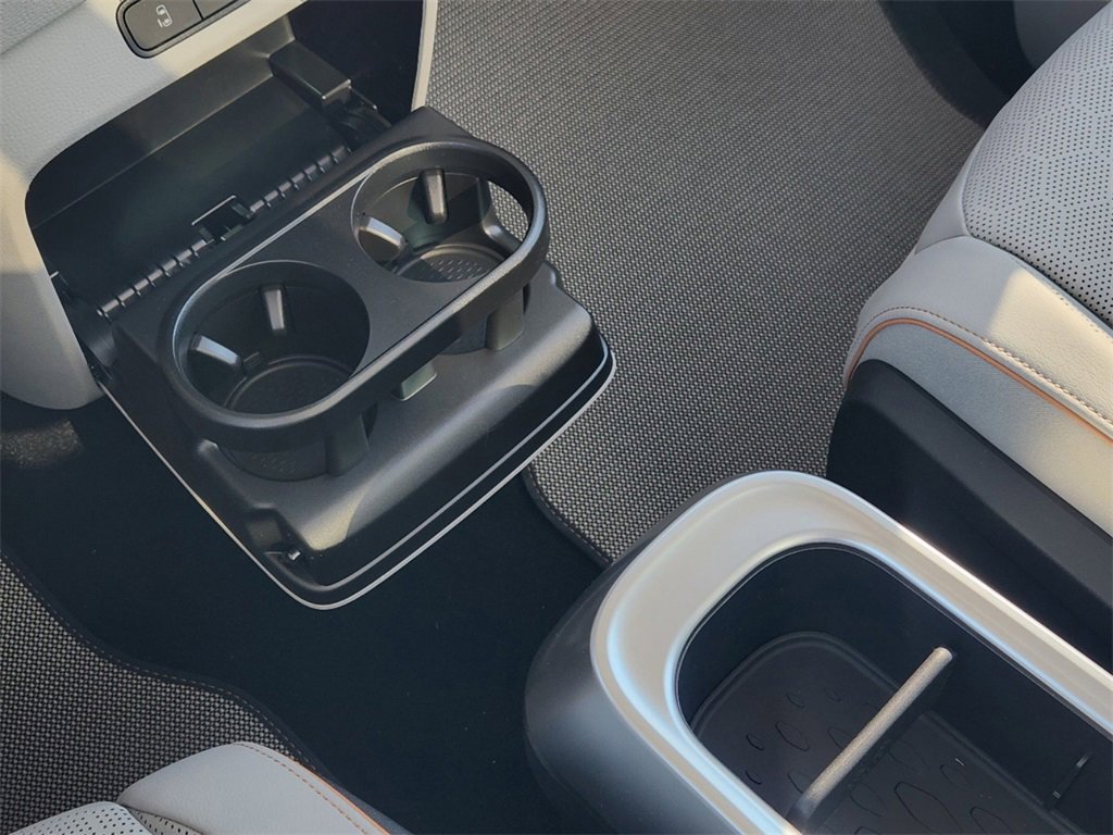 New 2025 Volkswagen ID. Buzz 1st Edition image 16