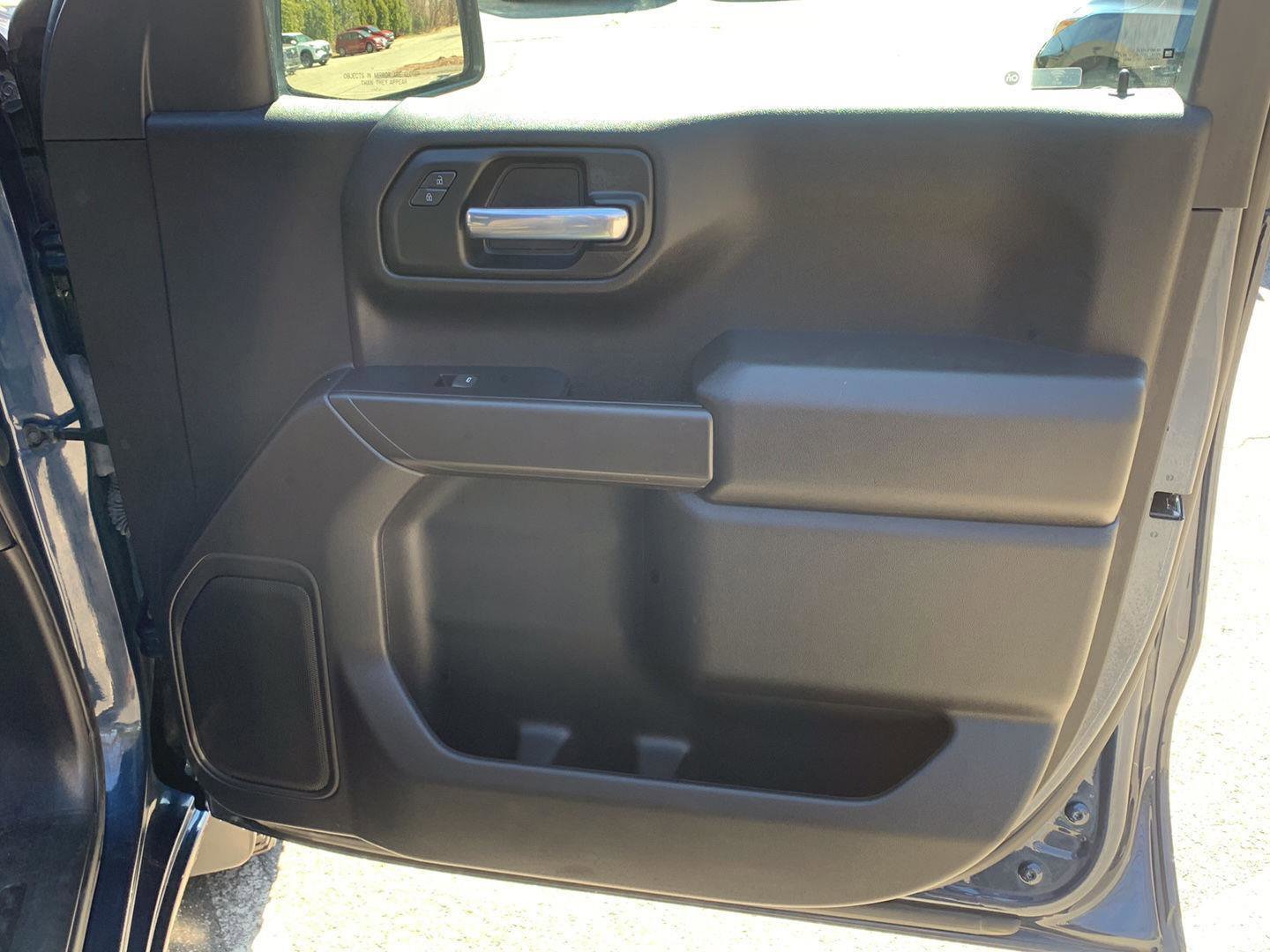 Used 2022 Chevrolet Silverado 1500 Custom Trail Boss image 14