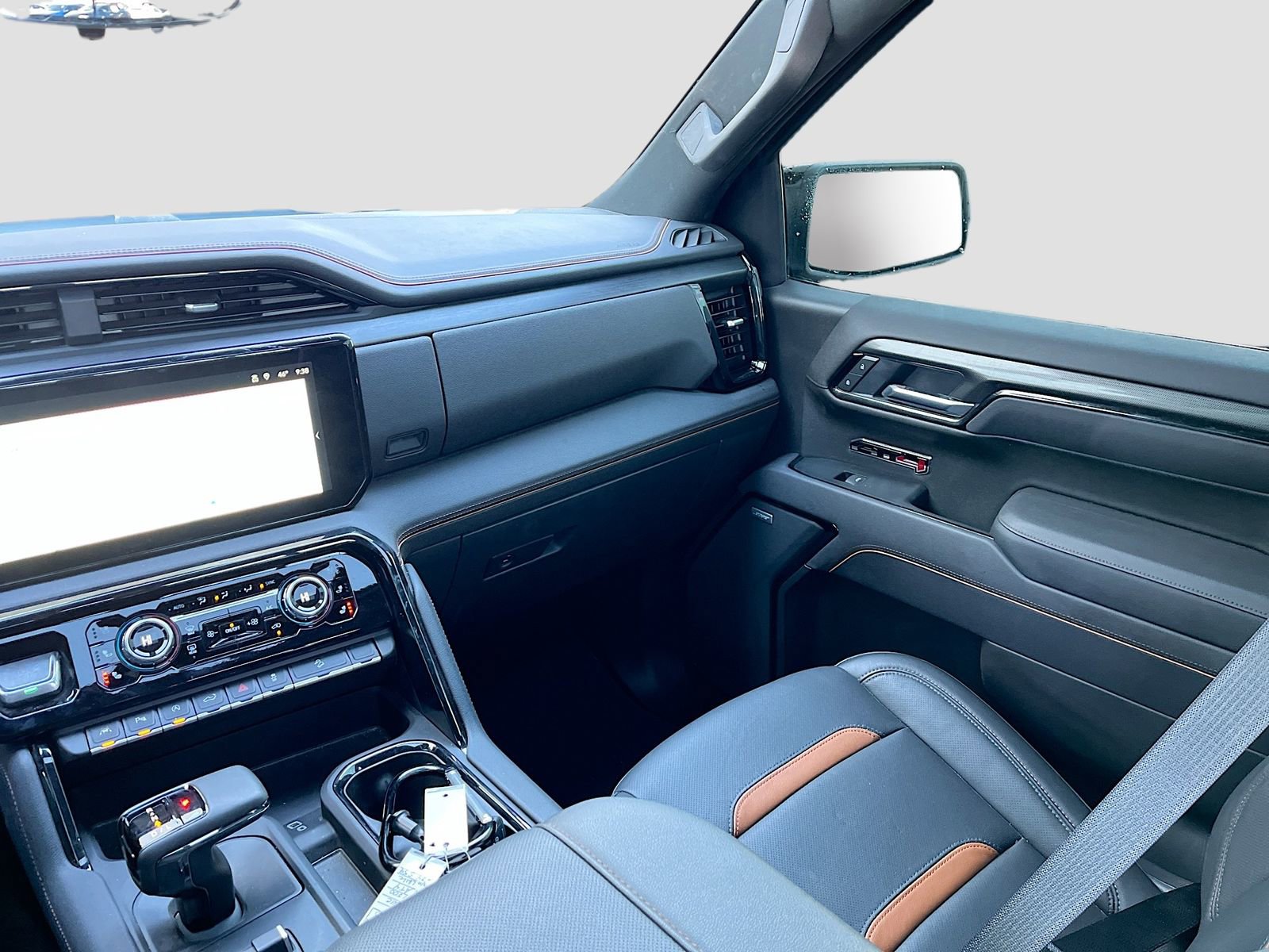 Used 2025 GMC Sierra 1500 AT4 w/ AT4 Premium Package image 25