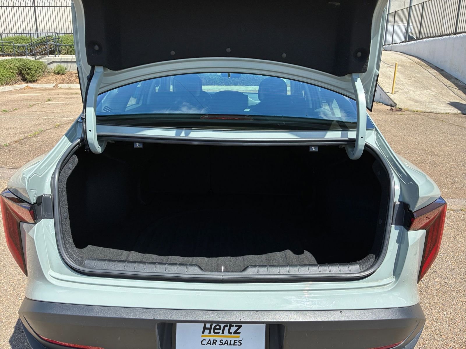 Used 2025 Kia K4 FWD image 30