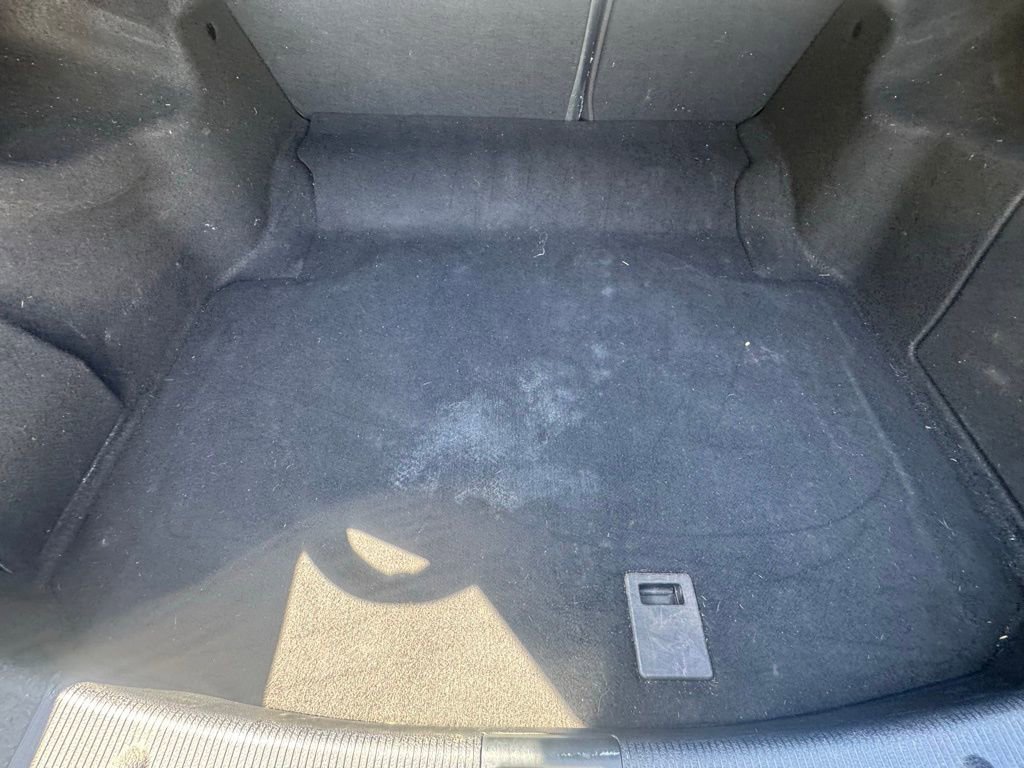Used 2013 Mercedes-Benz C 300 4MATIC Sedan image 27