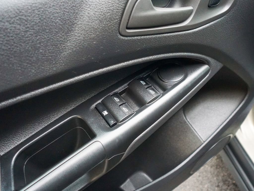 Used 2016 Ford Transit Connect XL image 11