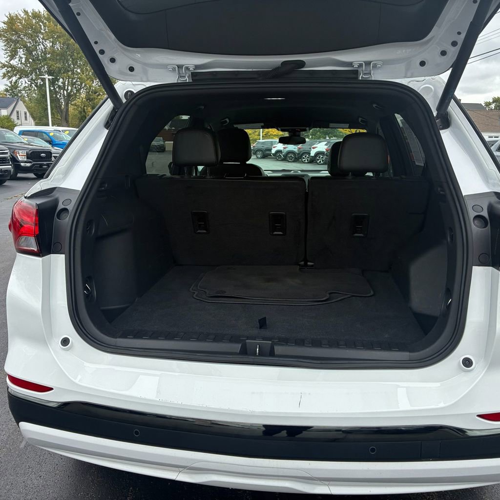 Certified 2023 Chevrolet Equinox RS image 4