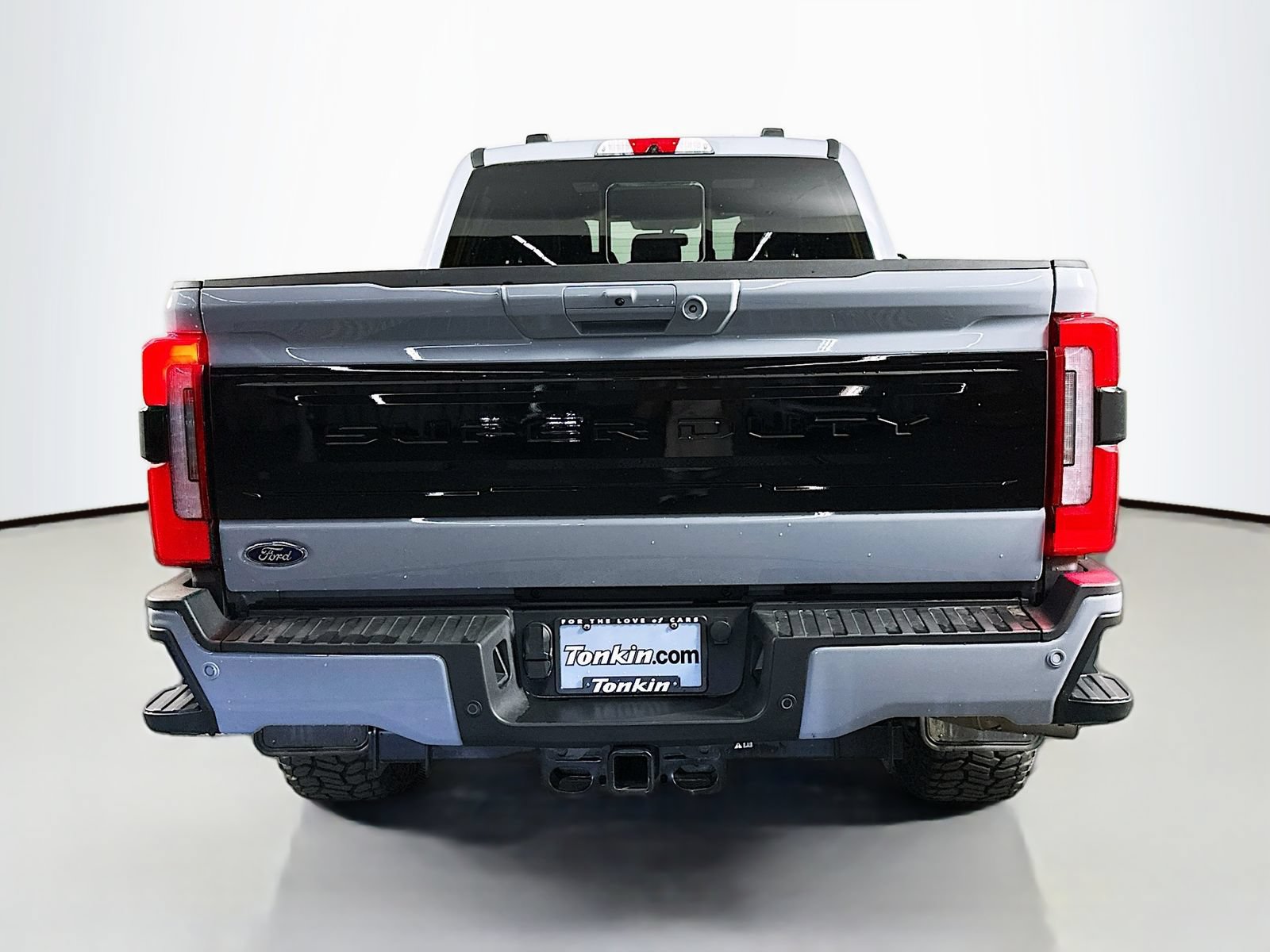 Used 2025 Ford F350 Platinum AWD/4WD image 7